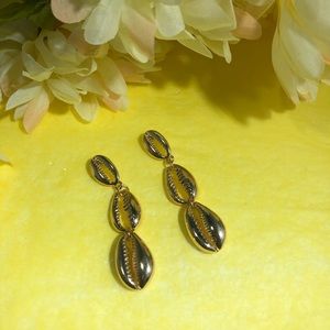 Serene Earrings💛💛